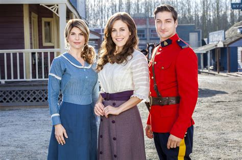 when calls the heart s04e10 h264  Fun fact: The WhenCallstheHeart Christmas movies film in the summer months